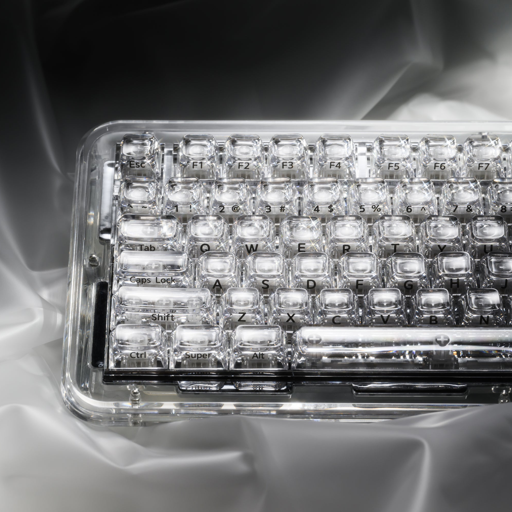 XVX Arctic Transparent Keycap 装着イメージ