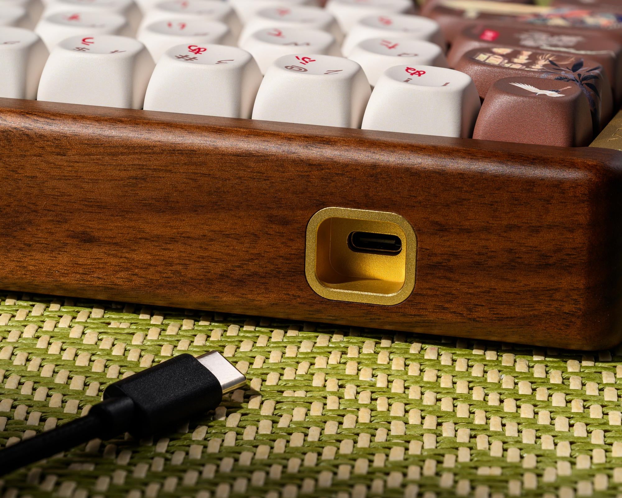 XVX MU68 Fuji Wave QMK/VIA Wireless Wooden Mechanical Keyboard