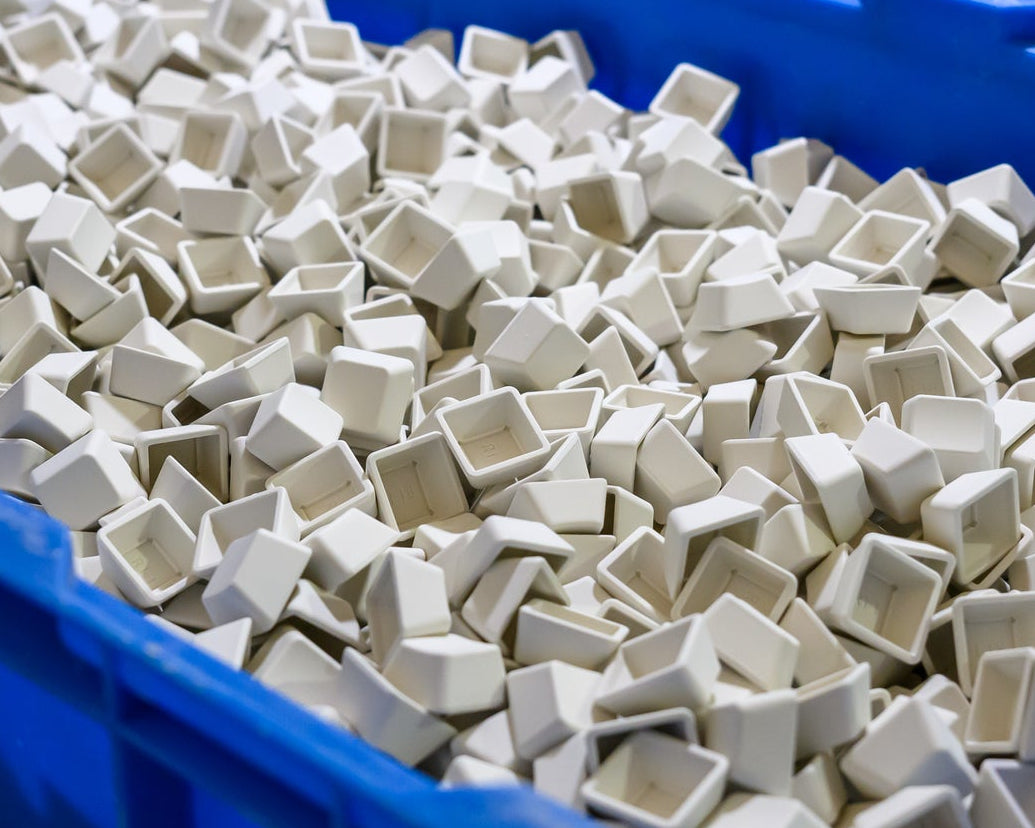 XVX Ceramic Keycap Manufacturing Process - Molding